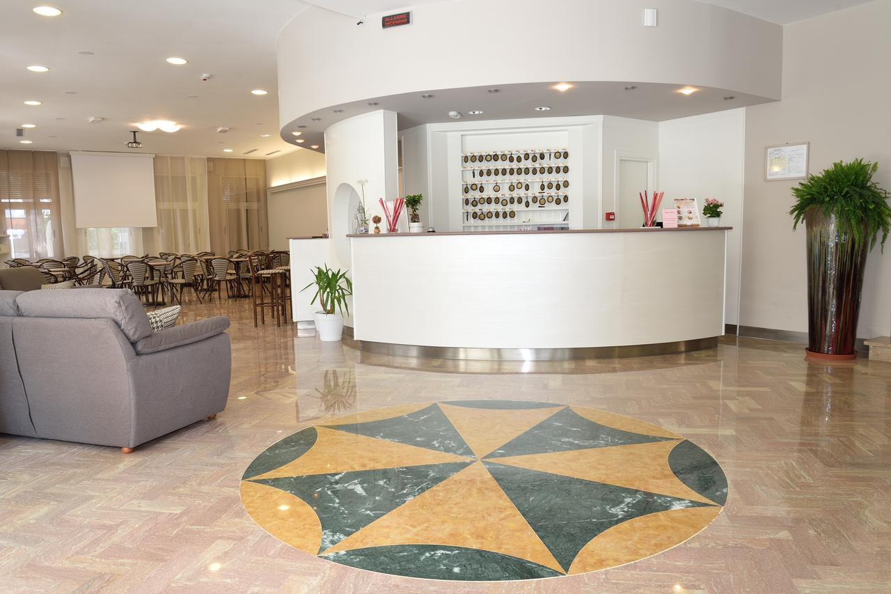 Hotel San Giorgio Milano Marittima Exterior foto